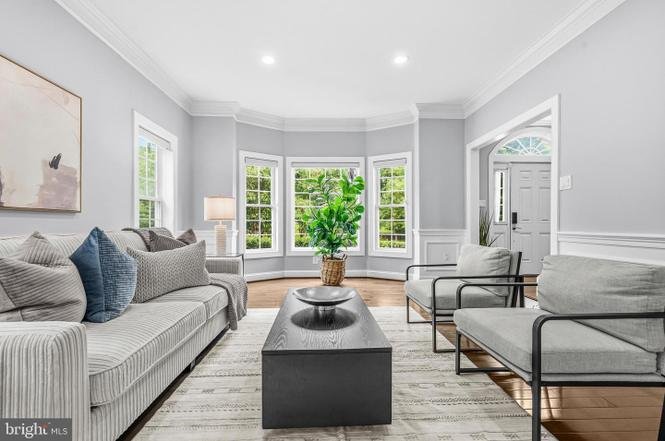 Fairfax, VA Staging Project