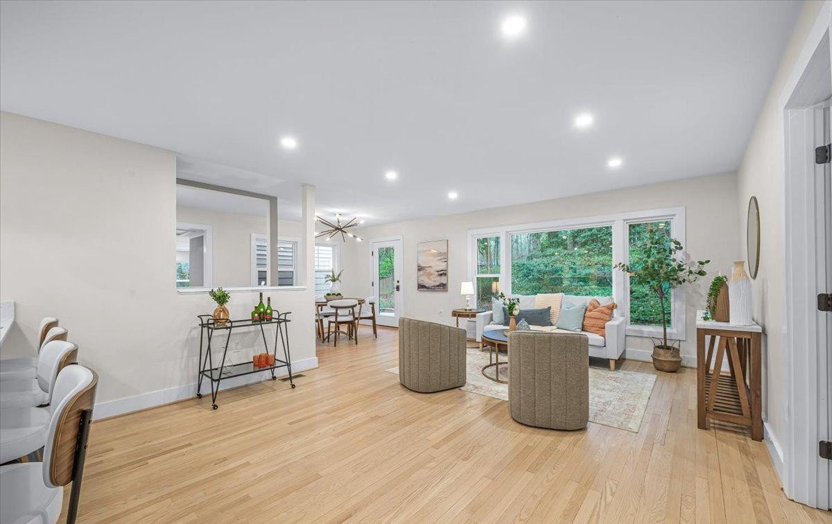 Silver Spring, MD Staging Project