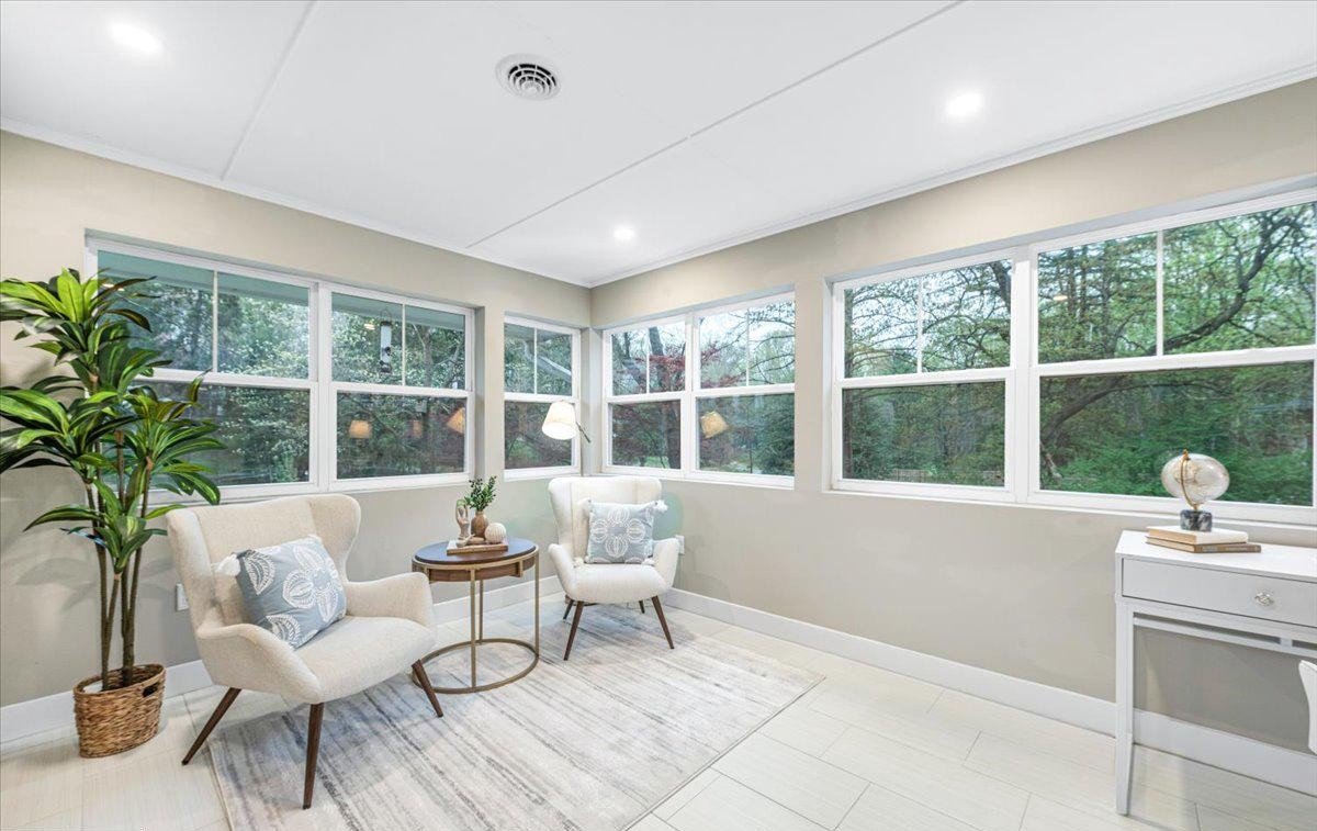 Silver Spring, MD Staging Project